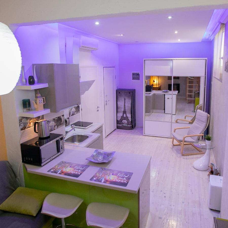 Ferienwohnung Orange And Blue Studio Downtown 5 Min From White Tower Thessaloniki Exterior foto