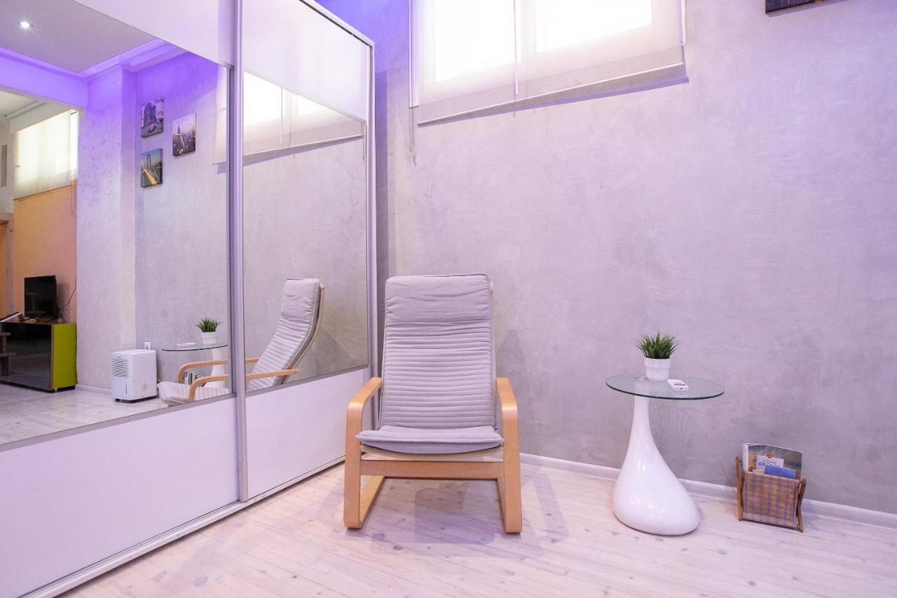 Ferienwohnung Orange And Blue Studio Downtown 5 Min From White Tower Thessaloniki Exterior foto
