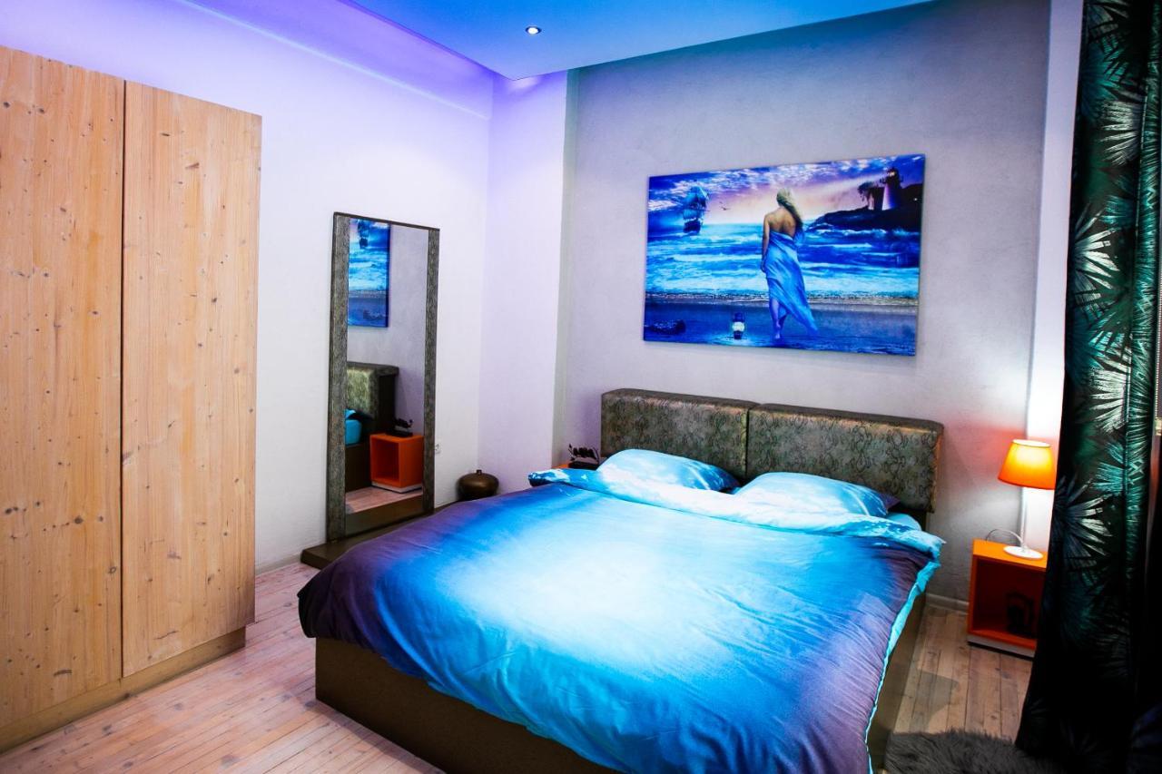 Ferienwohnung Orange And Blue Studio Downtown 5 Min From White Tower Thessaloniki Exterior foto