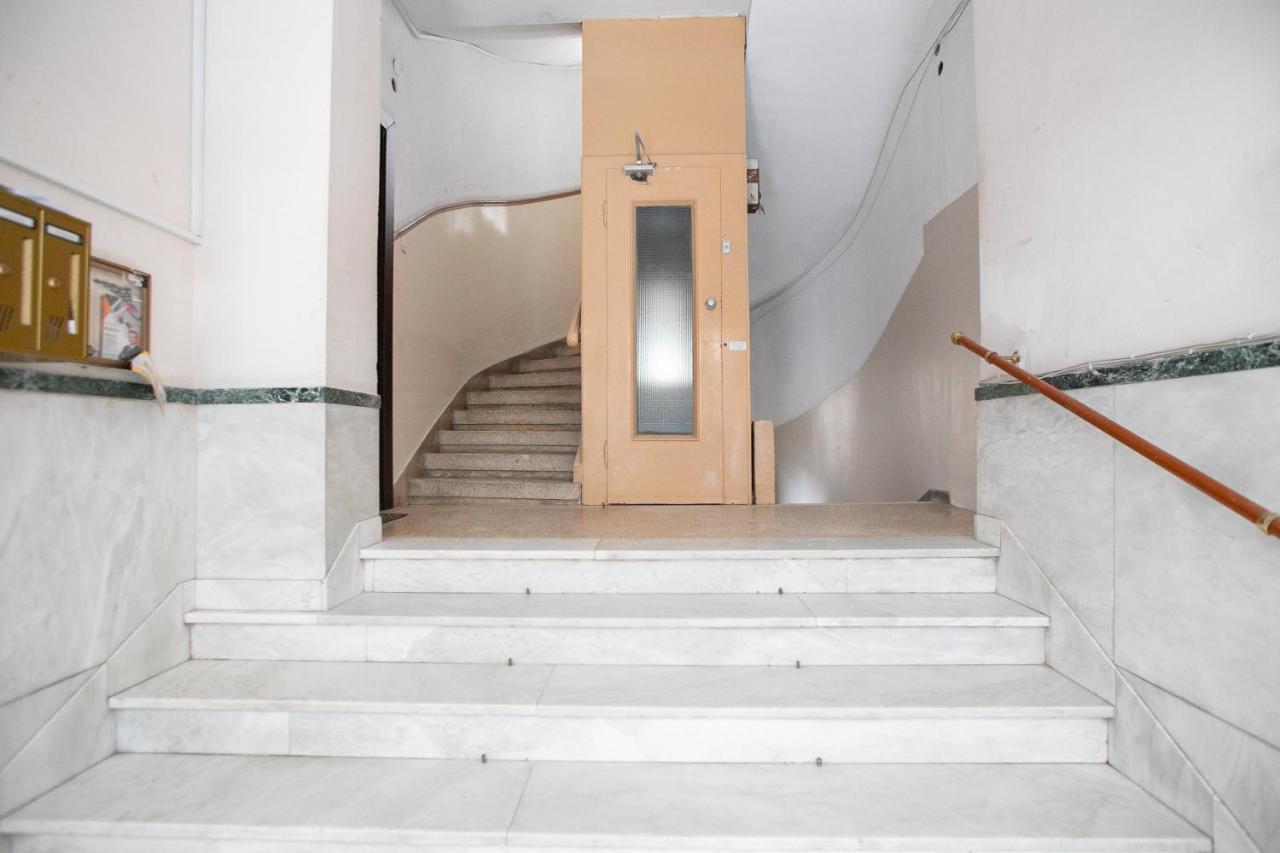 Ferienwohnung Orange And Blue Studio Downtown 5 Min From White Tower Thessaloniki Exterior foto