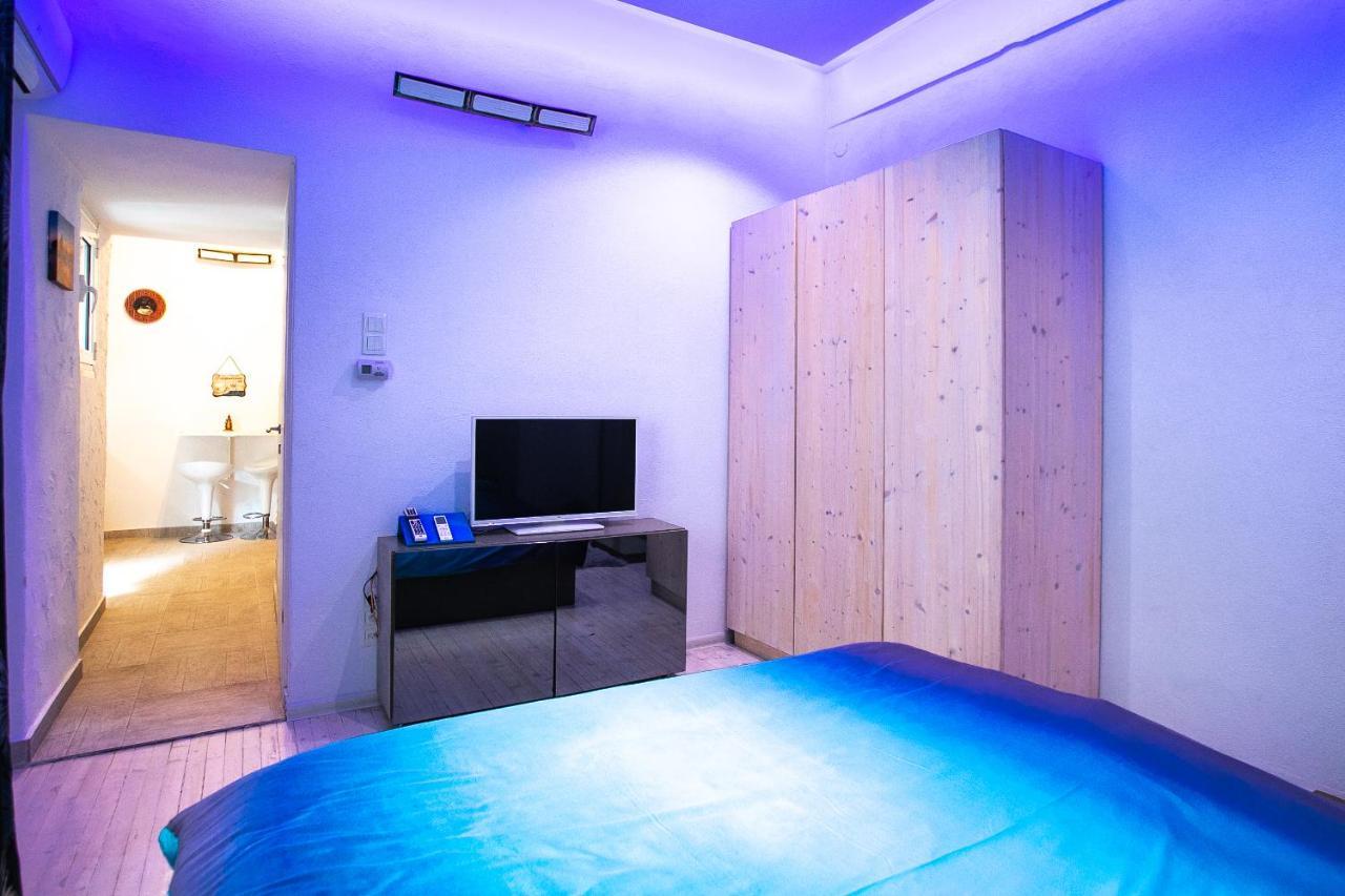 Ferienwohnung Orange And Blue Studio Downtown 5 Min From White Tower Thessaloniki Exterior foto